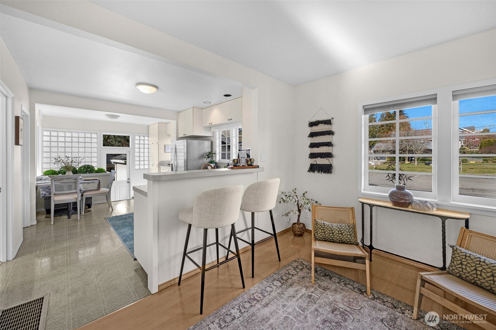 8007 Fremont Avenue N, Seattle, WA 98103