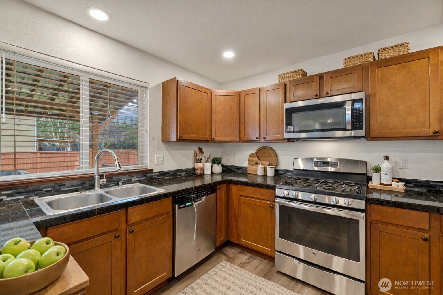 5843 122nd Place NE, Marysville, WA 98271