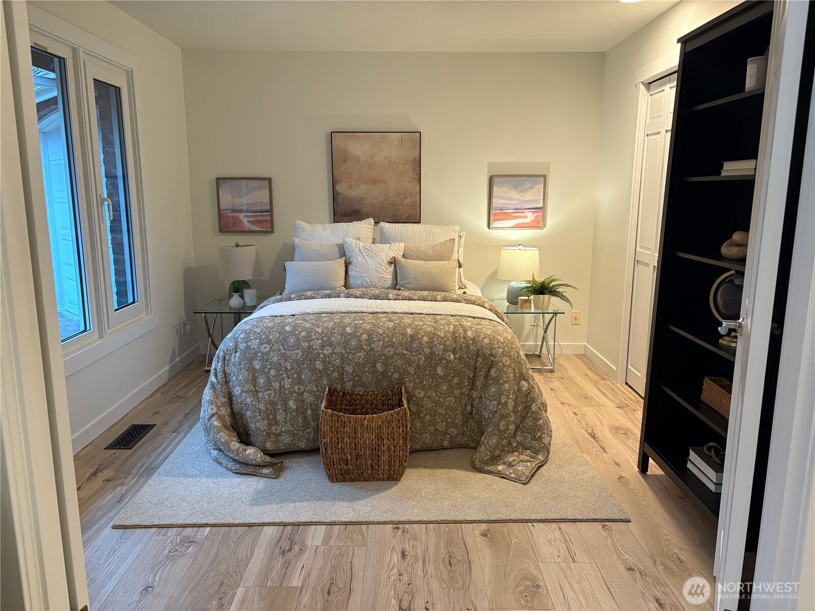 14616 181st Place NE, Woodinville, WA 98072