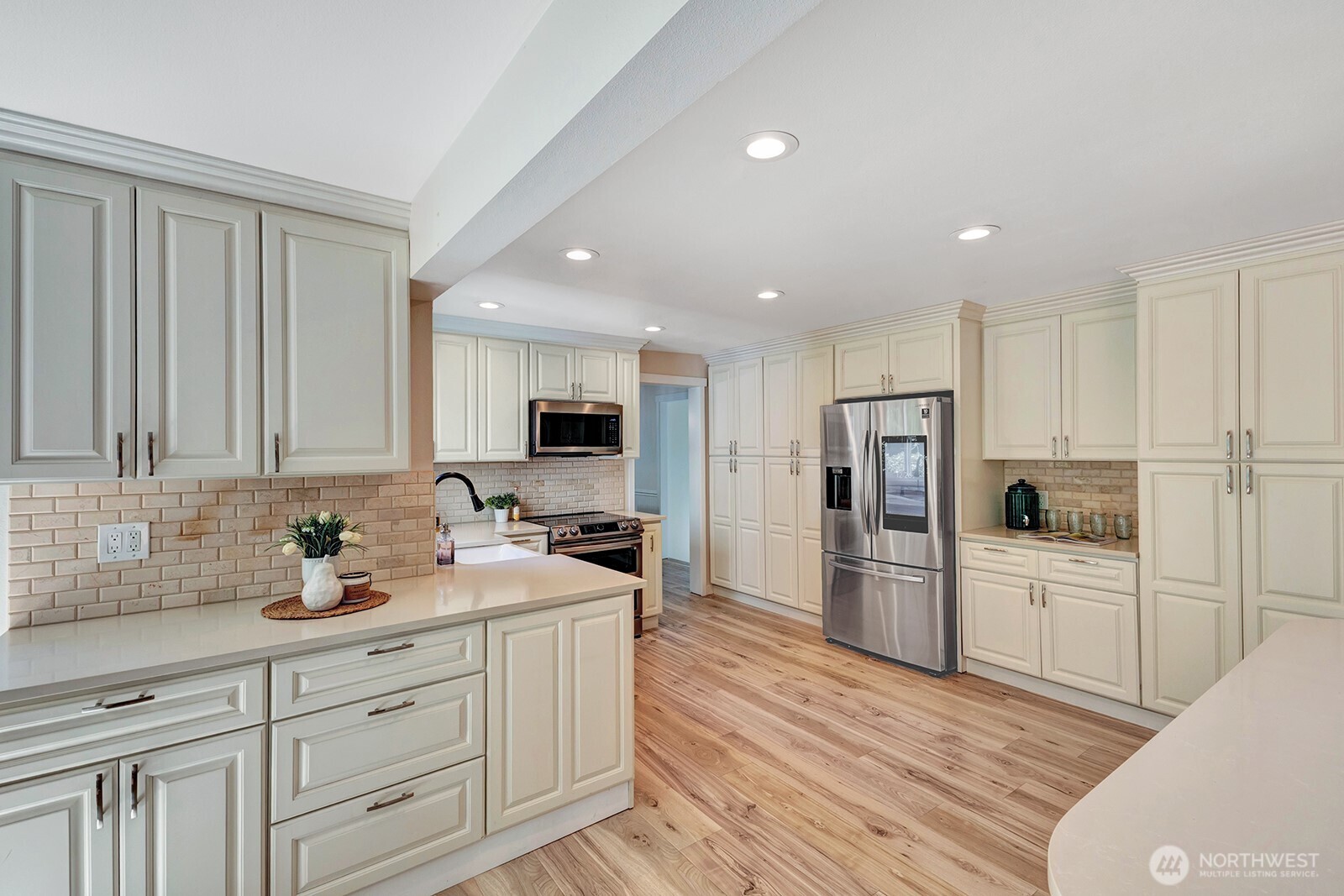 14616 181st Place NE, Woodinville, WA 98072