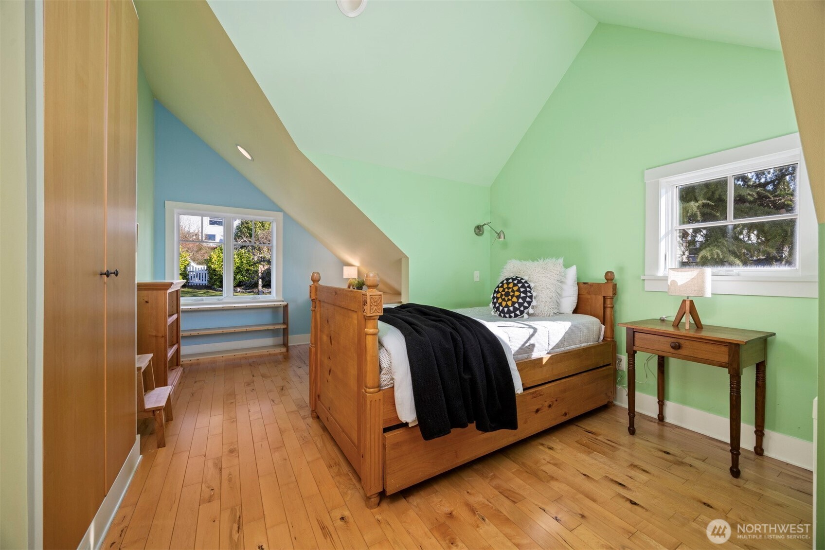 717 13th Street , Bellingham, WA 98225