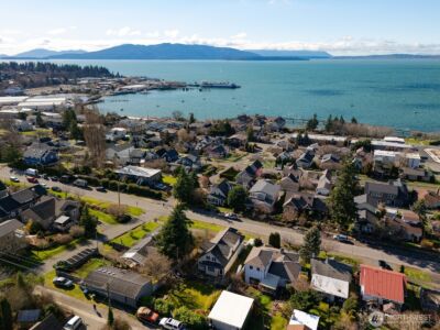 717 13th Street , Bellingham, WA 98225 - Photo 3