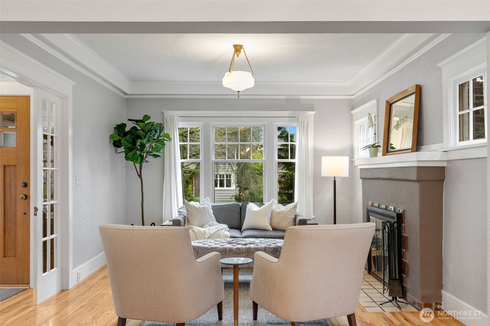 2430 8th Avenue W, Seattle, WA 98119