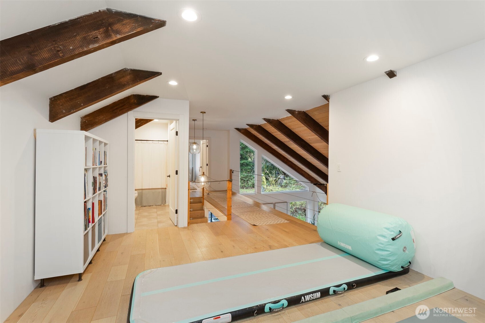 16455 Agate Point Road NE, Bainbridge Island, WA 98110