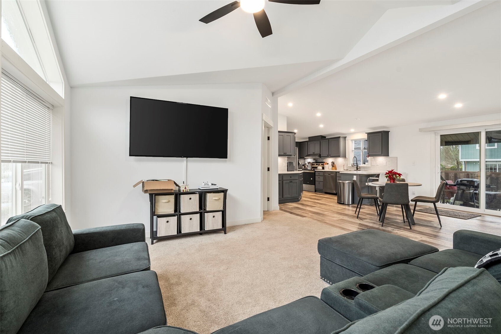 3320 Meadowbrook Lane SE, Lacey, WA 98503