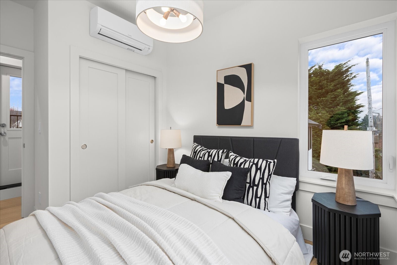 3407 NW 57th Street , Seattle, WA 98107