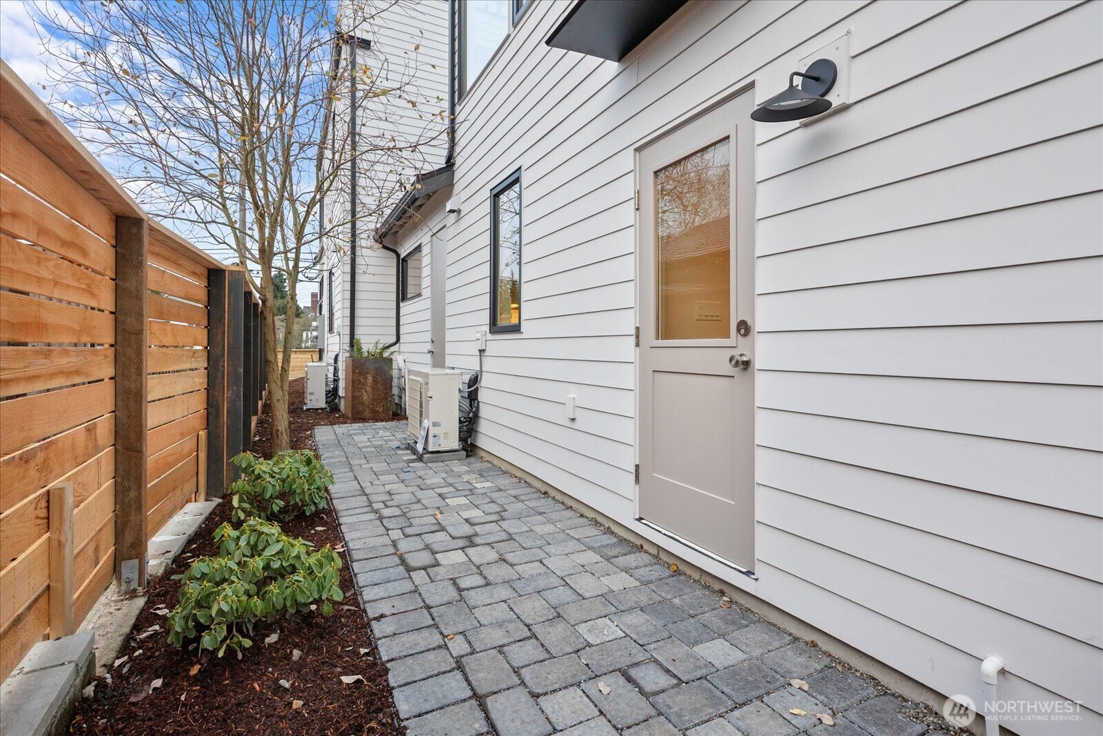 3407 NW 57th Street , Seattle, WA 98107