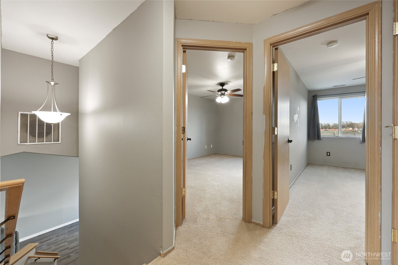 9826 Greenleaf Loop SE, Yelm, WA 98597-8818