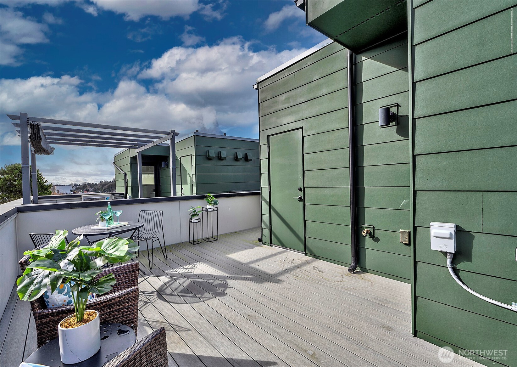 1605 S Washington Street #F, Seattle, WA 98144