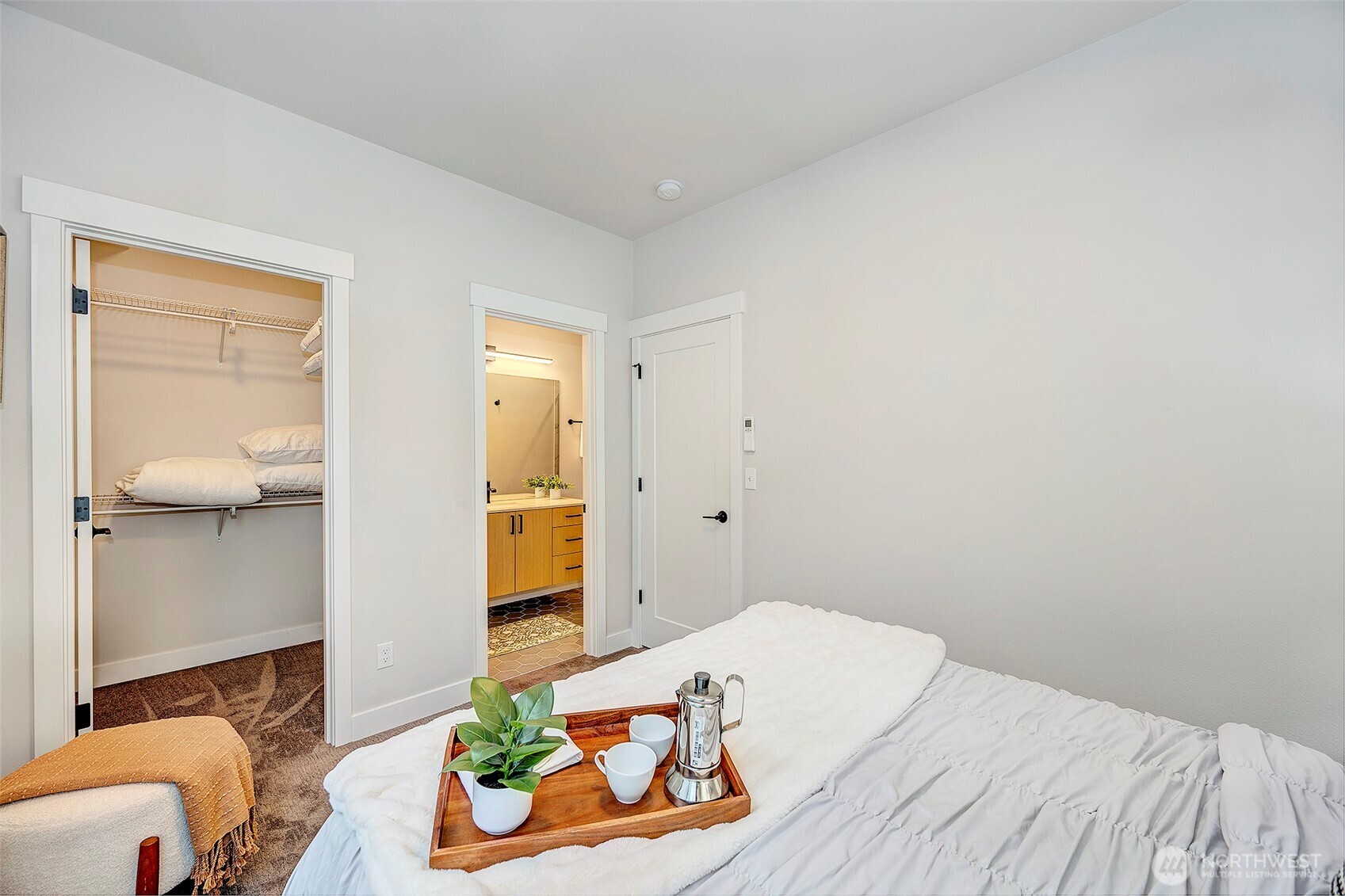 1605 S Washington Street #F, Seattle, WA 98144