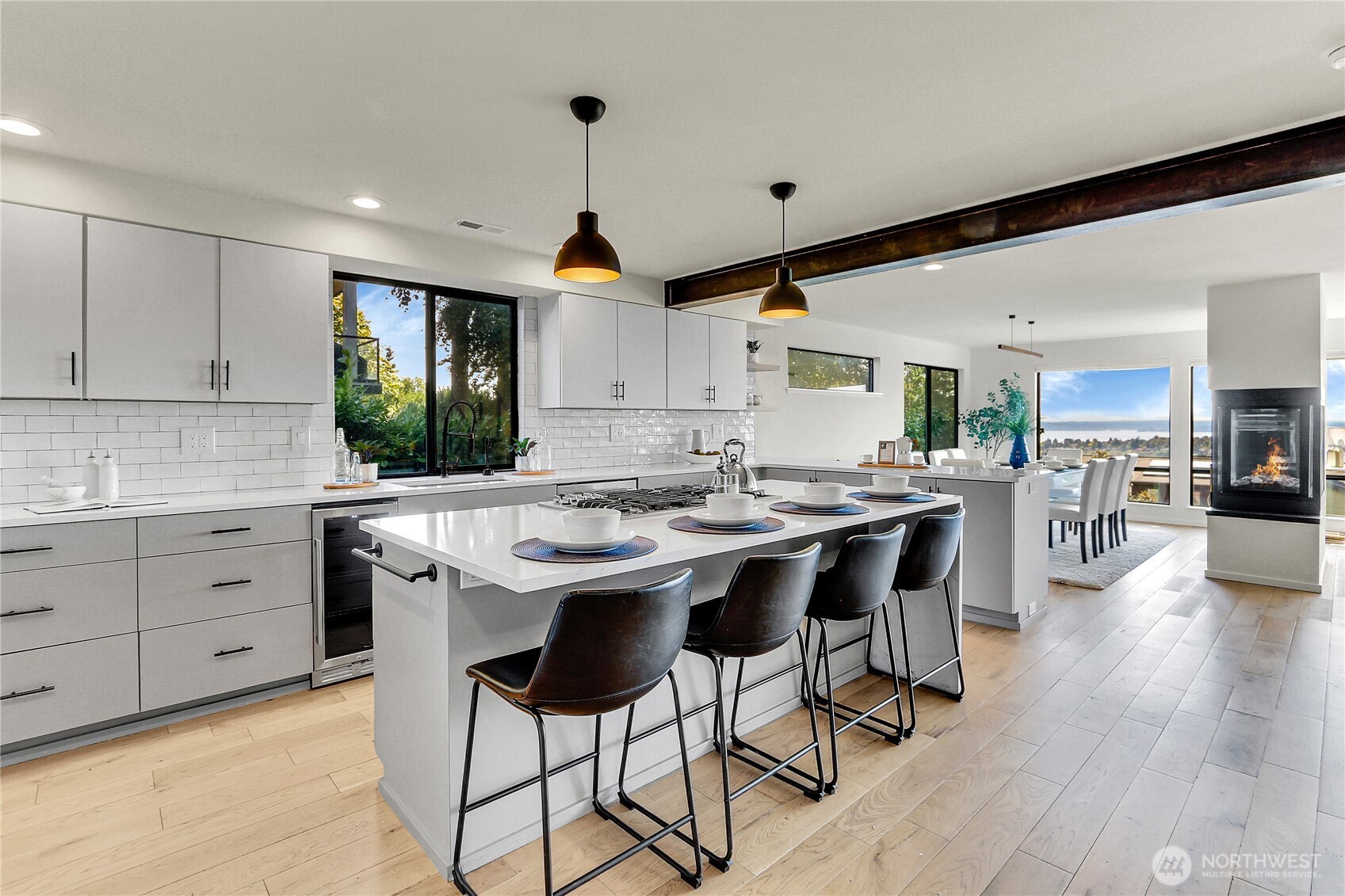 1942 7th Avenue W, Seattle, WA 98119