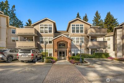 8500 Main Street #F101, Edmonds, WA 98026