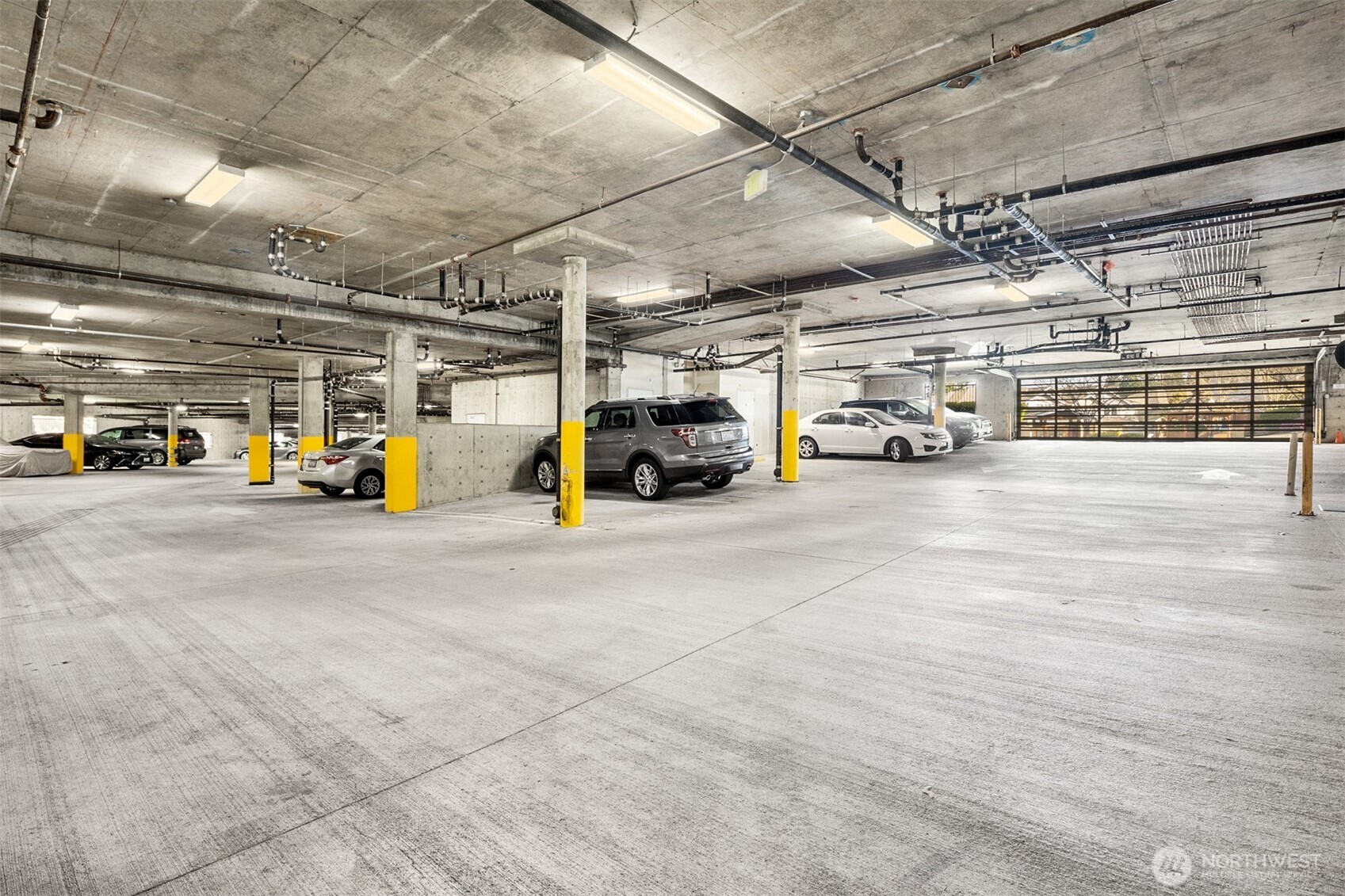 8500 Main Street #F101, Edmonds, WA 98026