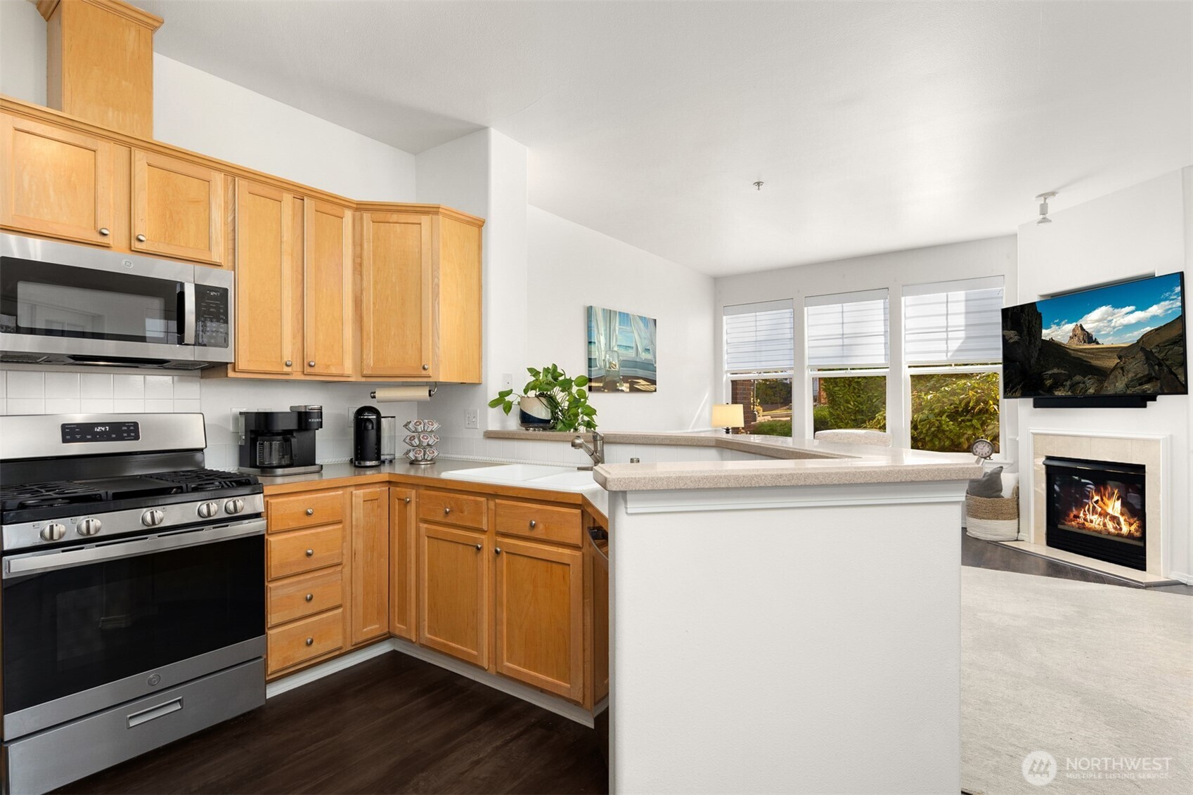 8500 Main Street #F101, Edmonds, WA 98026