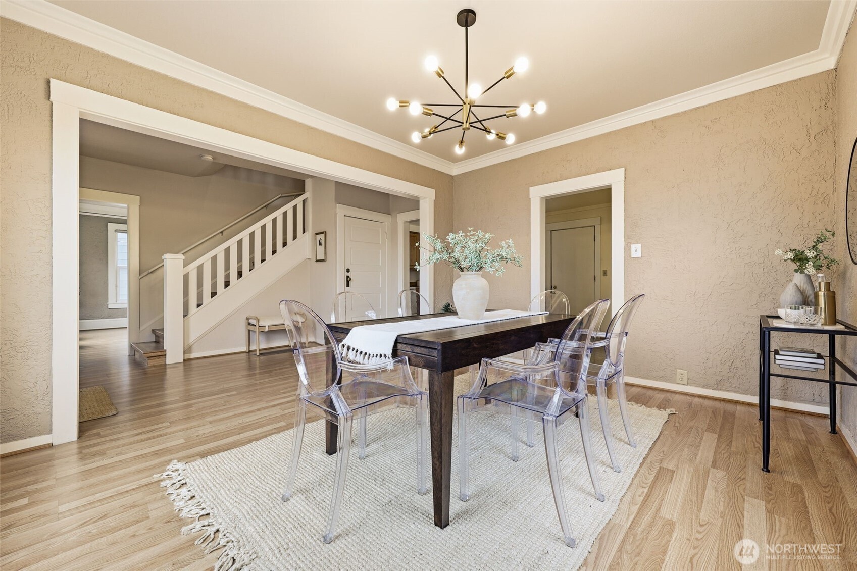 209 W McGraw Street , Seattle, WA 98119