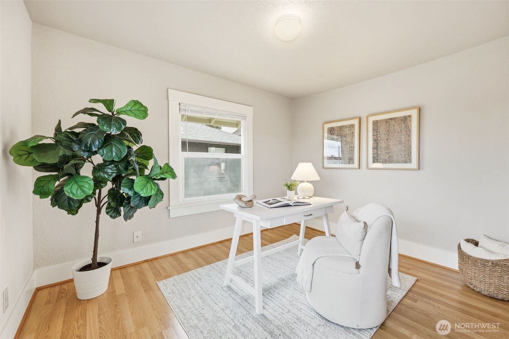 209 W McGraw Street , Seattle, WA 98119