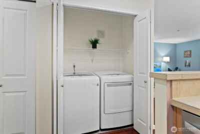 1905 24th Avenue NE #202, Issaquah, WA 98029 - Photo 19