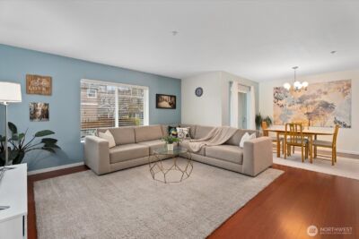 1905 24th Avenue NE #202, Issaquah, WA 98029 - Photo 2