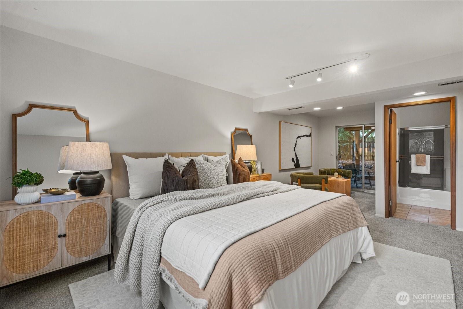 11414 107 Place NE, Kirkland, WA 98033