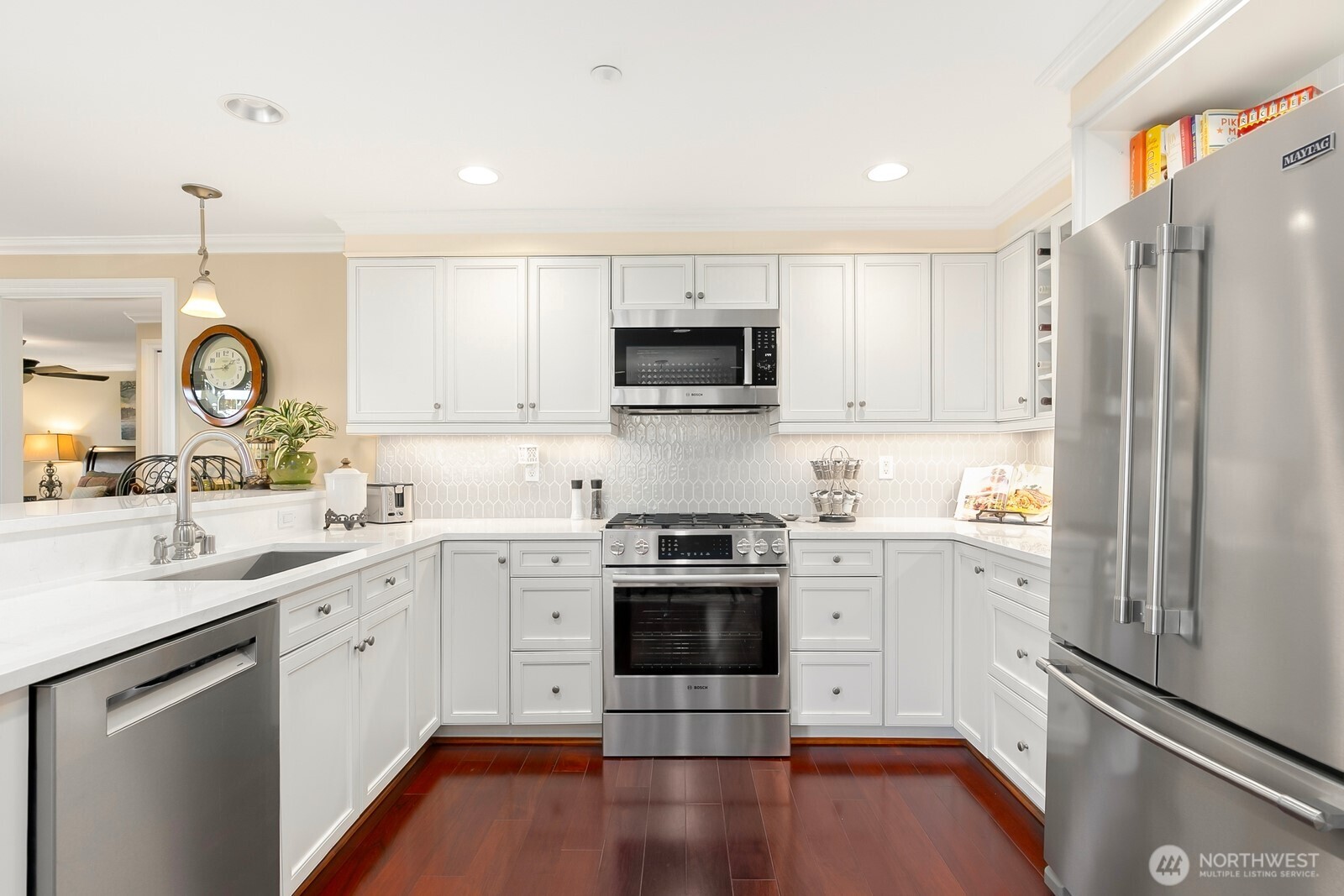 2100 Thorndyke Avenue W #101, Seattle, WA 98199