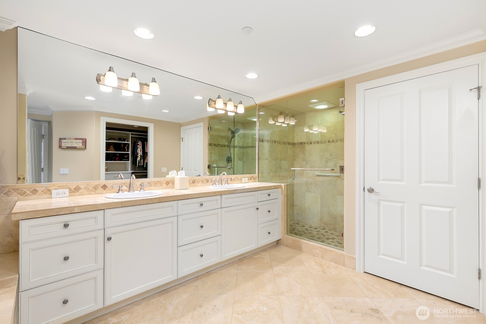 2100 Thorndyke Avenue W #101, Seattle, WA 98199