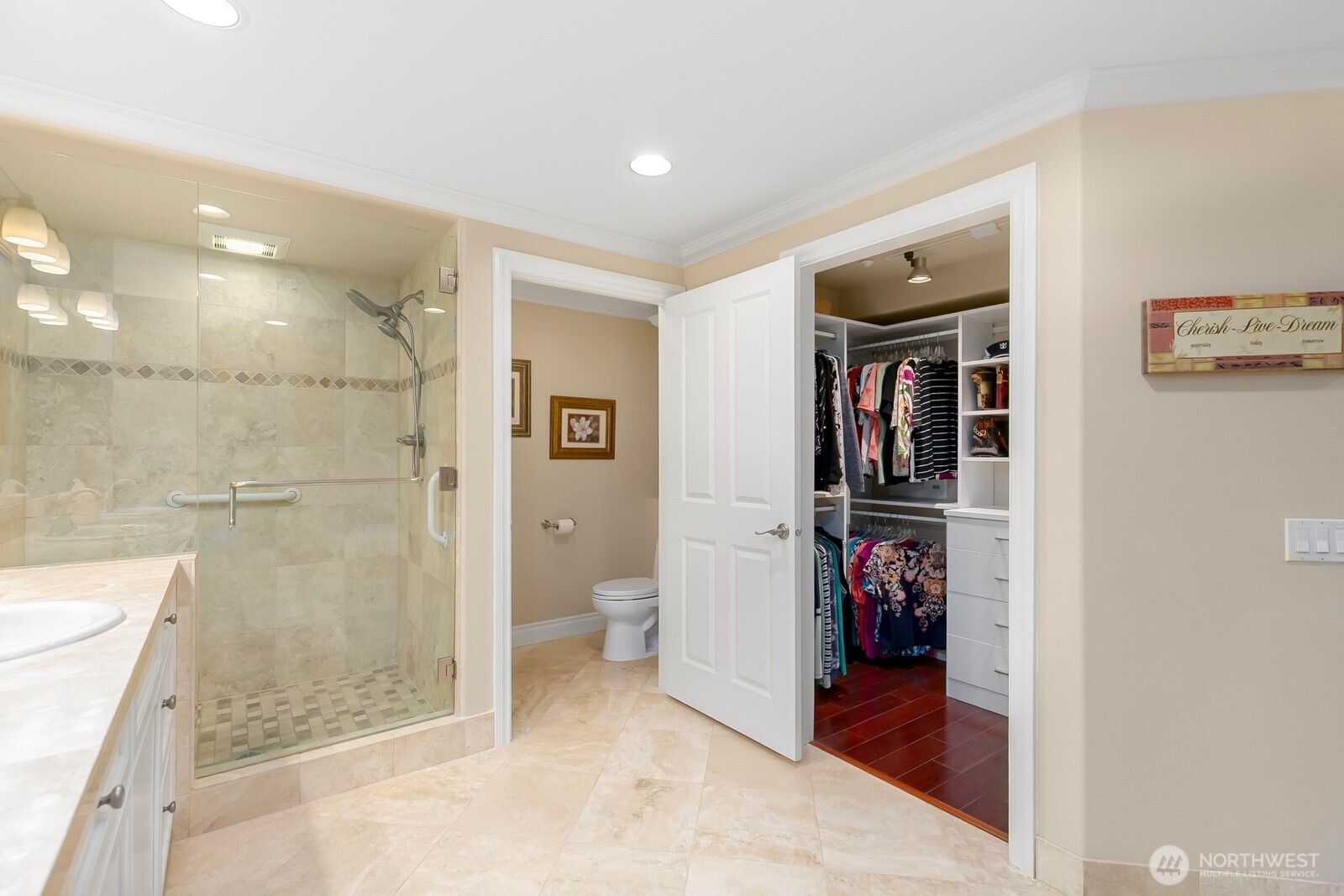 2100 Thorndyke Avenue W #101, Seattle, WA 98199