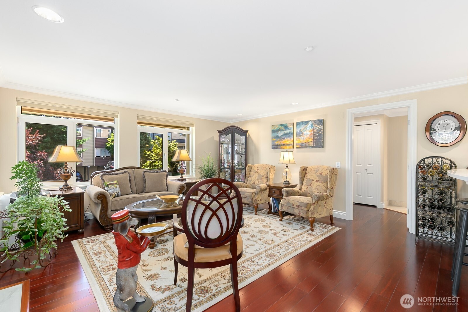 2100 Thorndyke Avenue W #101, Seattle, WA 98199