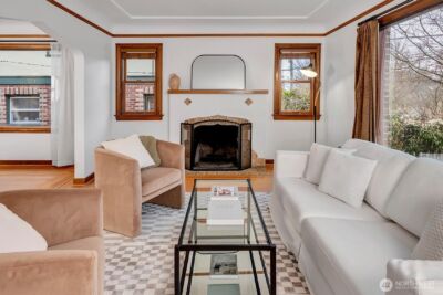 6752 9th Avenue NW, Seattle, WA 98117 - Photo 2