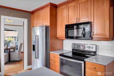 6752 9th Avenue NW, Seattle, WA 98117 - Photo 8