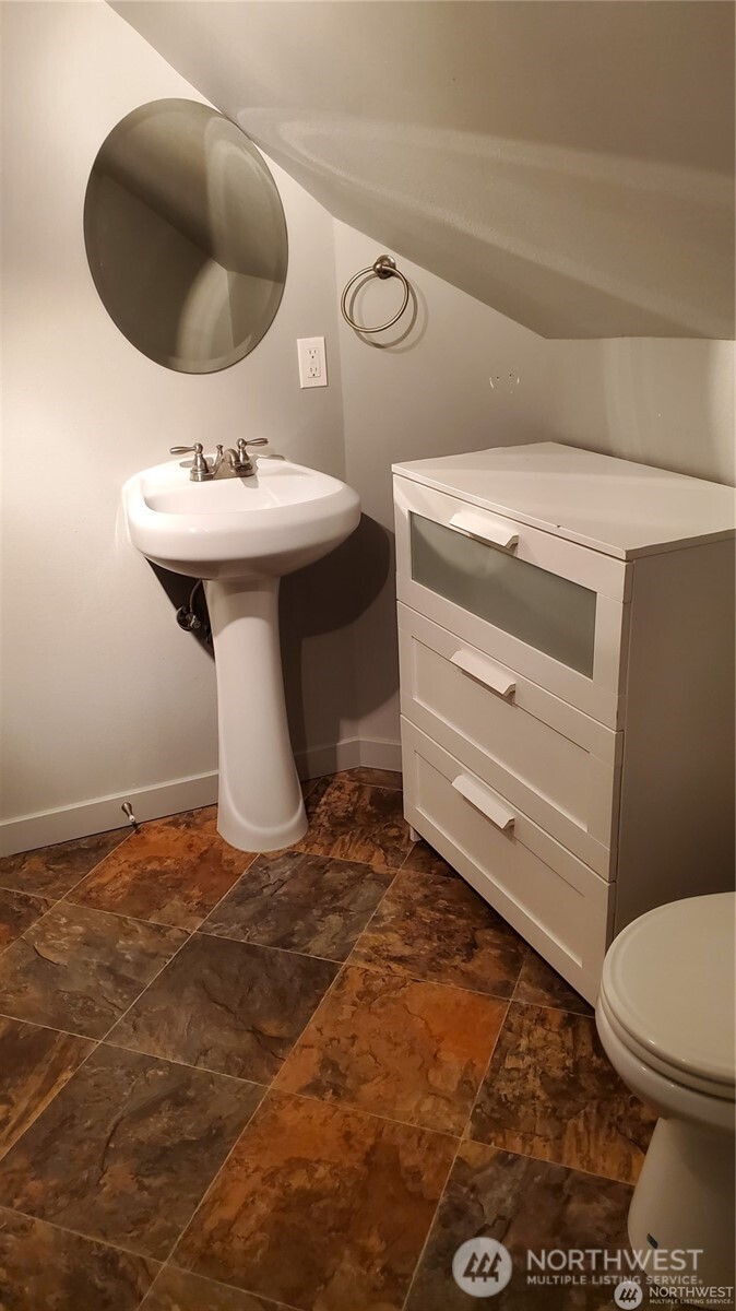 4856 Naomi Street NW, Tracyton, WA 98311