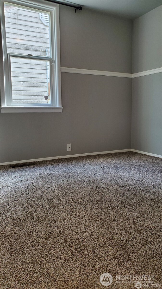 4856 Naomi Street NW, Tracyton, WA 98311