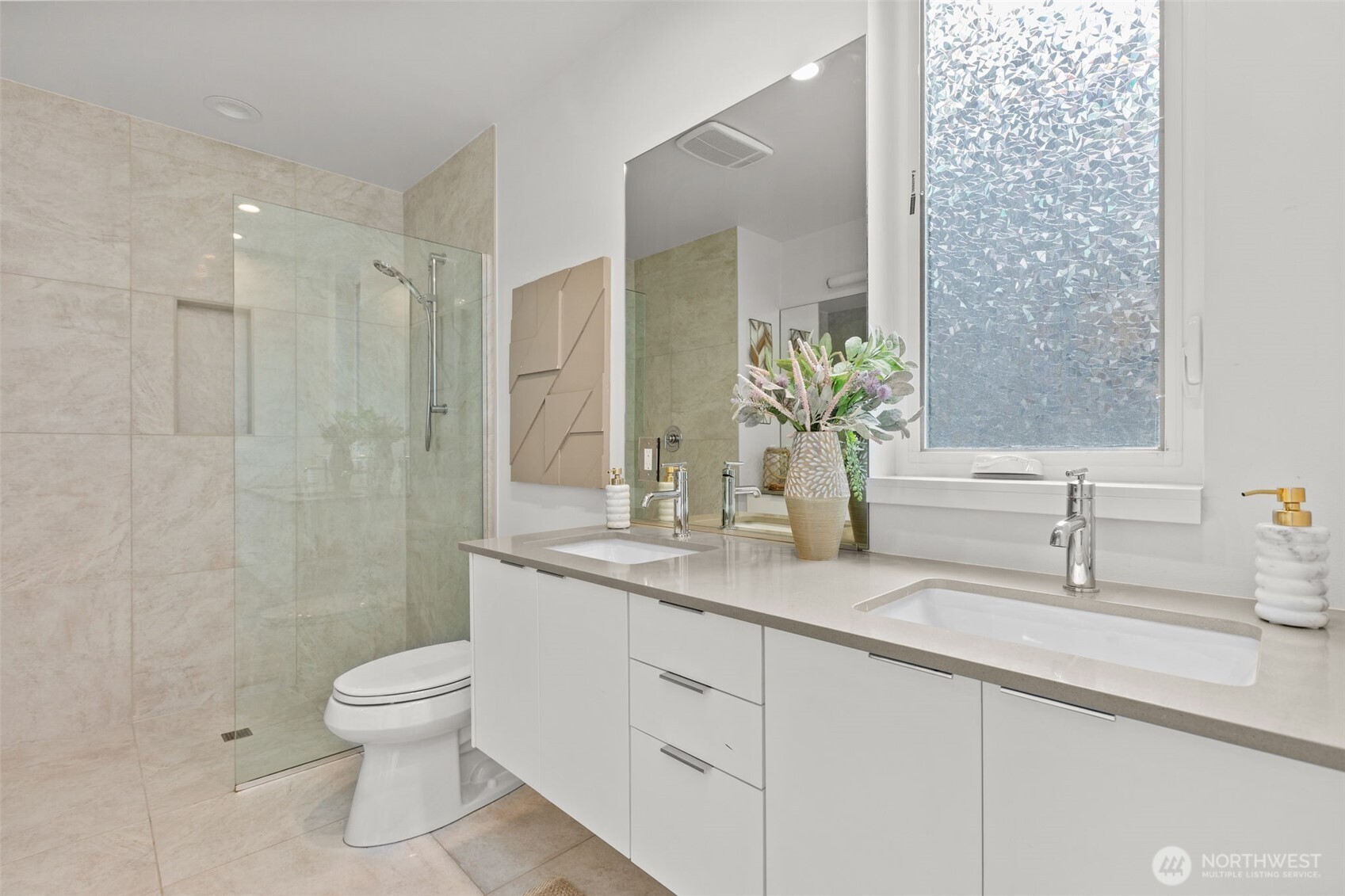 716 11th Avenue E #A, Seattle, WA 98102