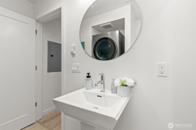 716 11th Avenue E #A, Seattle, WA 98102 - Photo 24