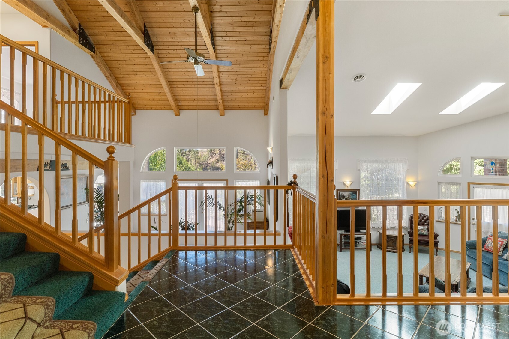 572 B W Chewuch Rd (Barron Blvd) , Winthrop, WA 98862