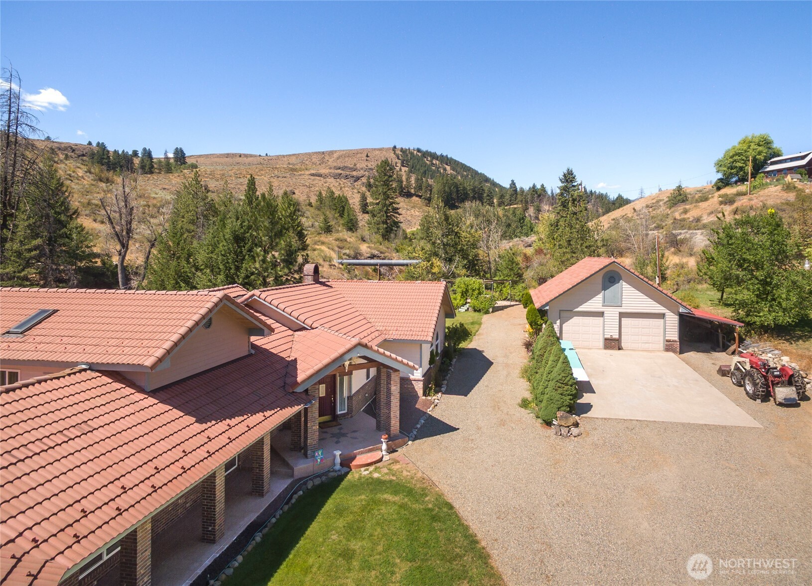 572 B W Chewuch Rd (Barron Blvd) , Winthrop, WA 98862