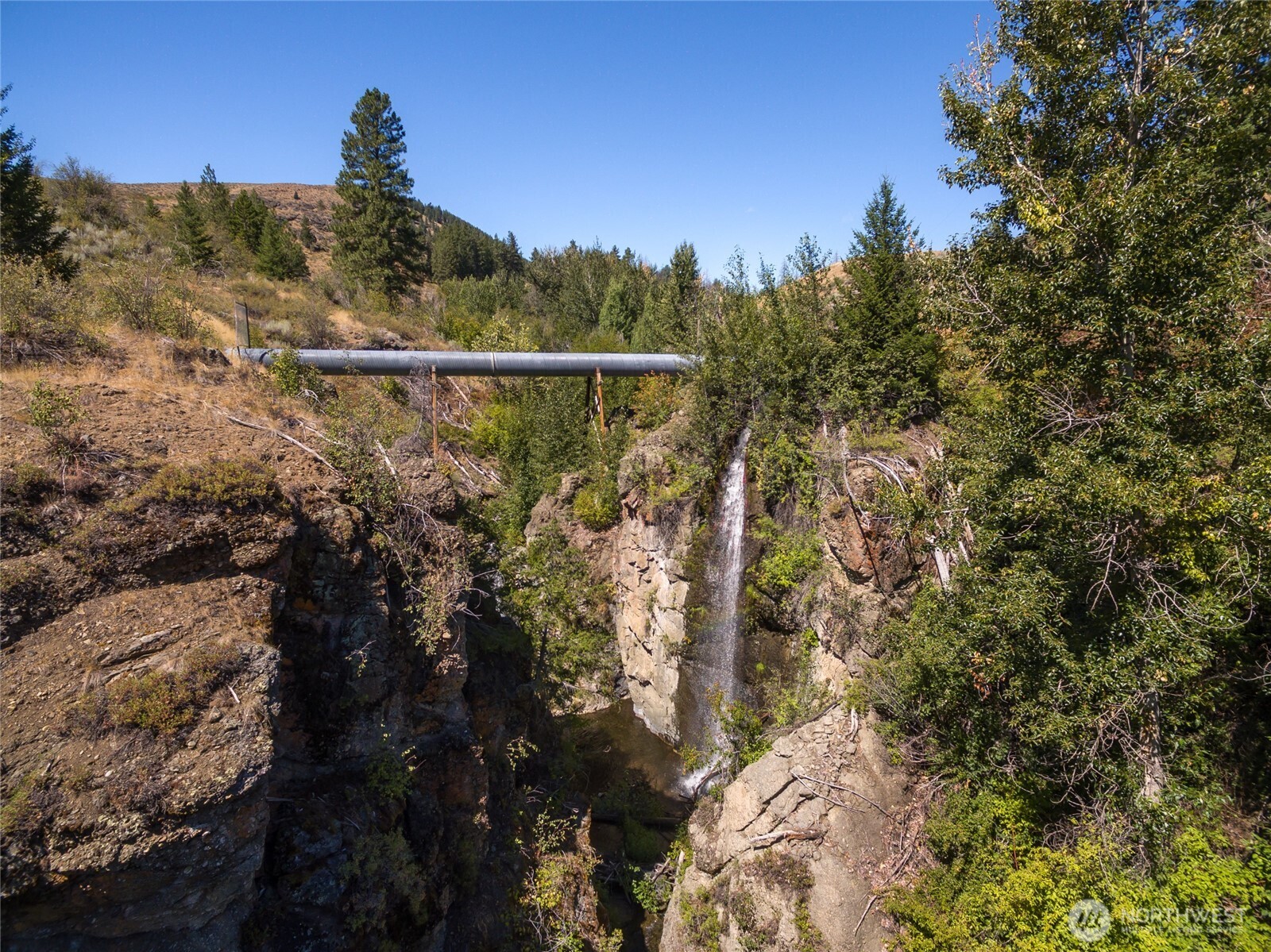 572 B W Chewuch Rd (Barron Blvd) , Winthrop, WA 98862