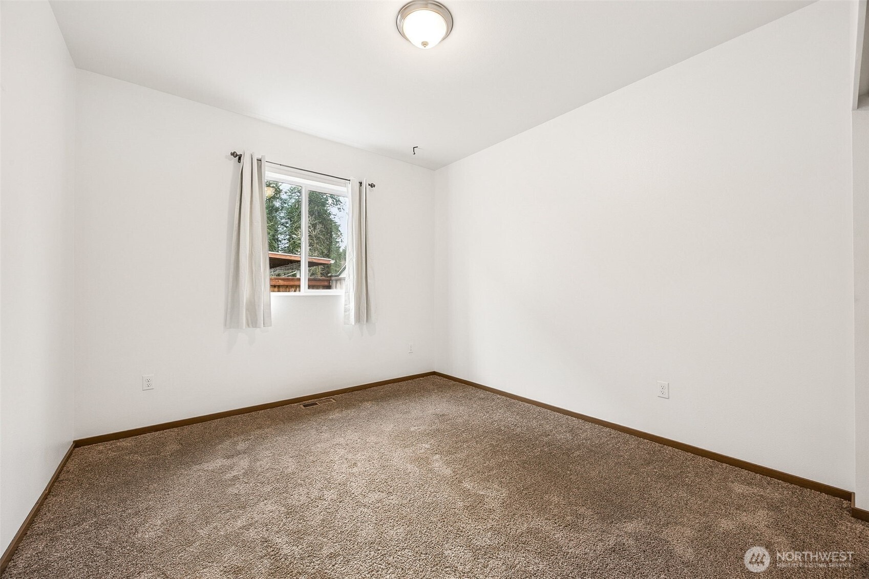 323 Briar Lane S, Tenino, WA 98589