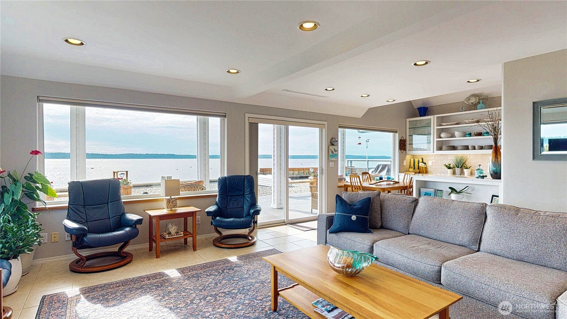 14028 Evergreen Way , Stanwood, WA 98292