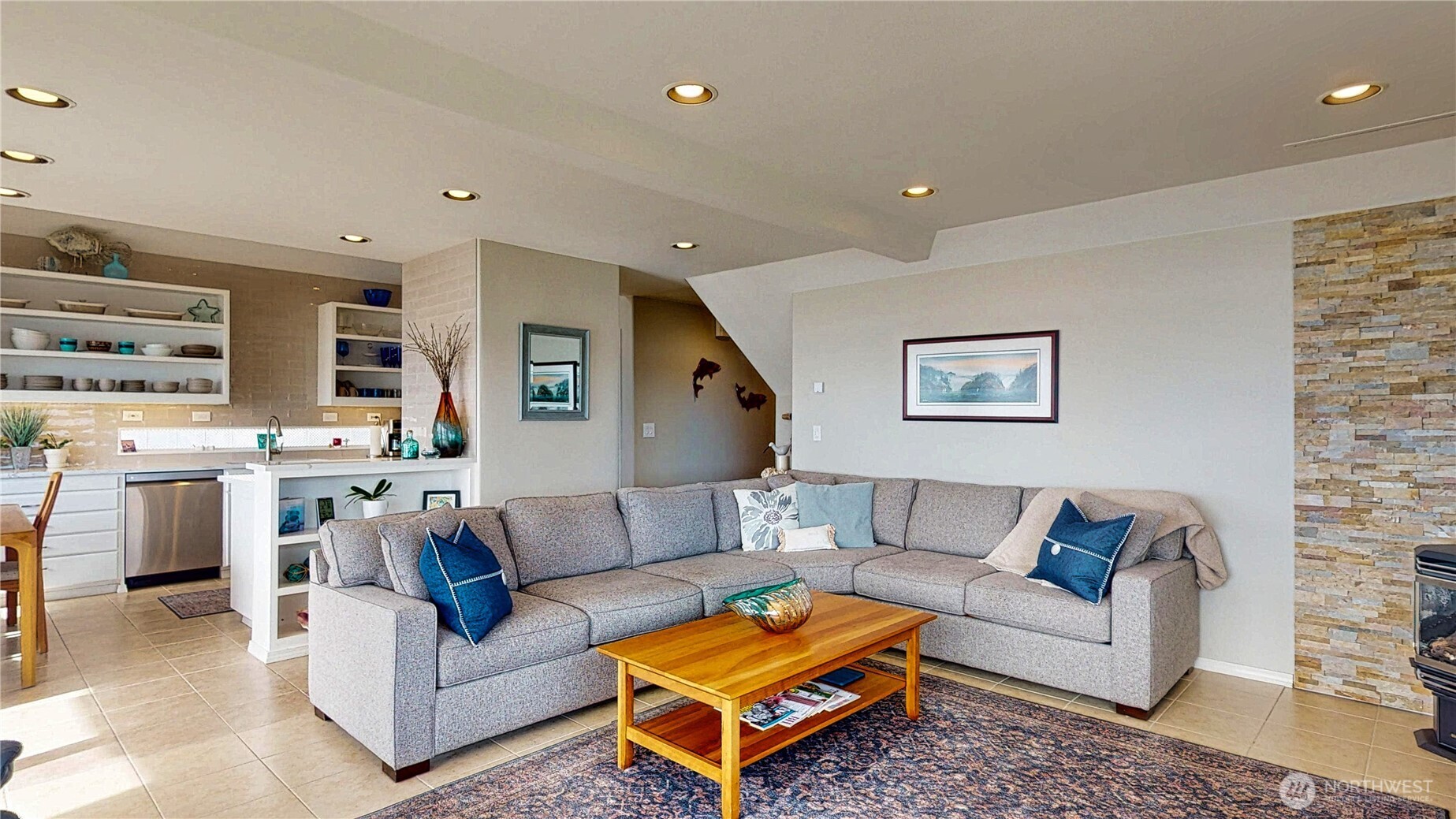 14028 Evergreen Way , Stanwood, WA 98292