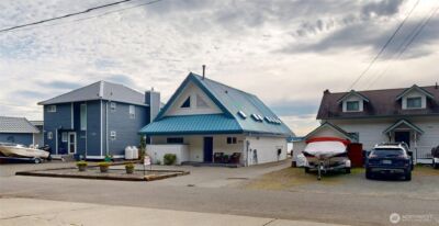 14028 Evergreen Way , Stanwood, WA 98292 - Photo 2