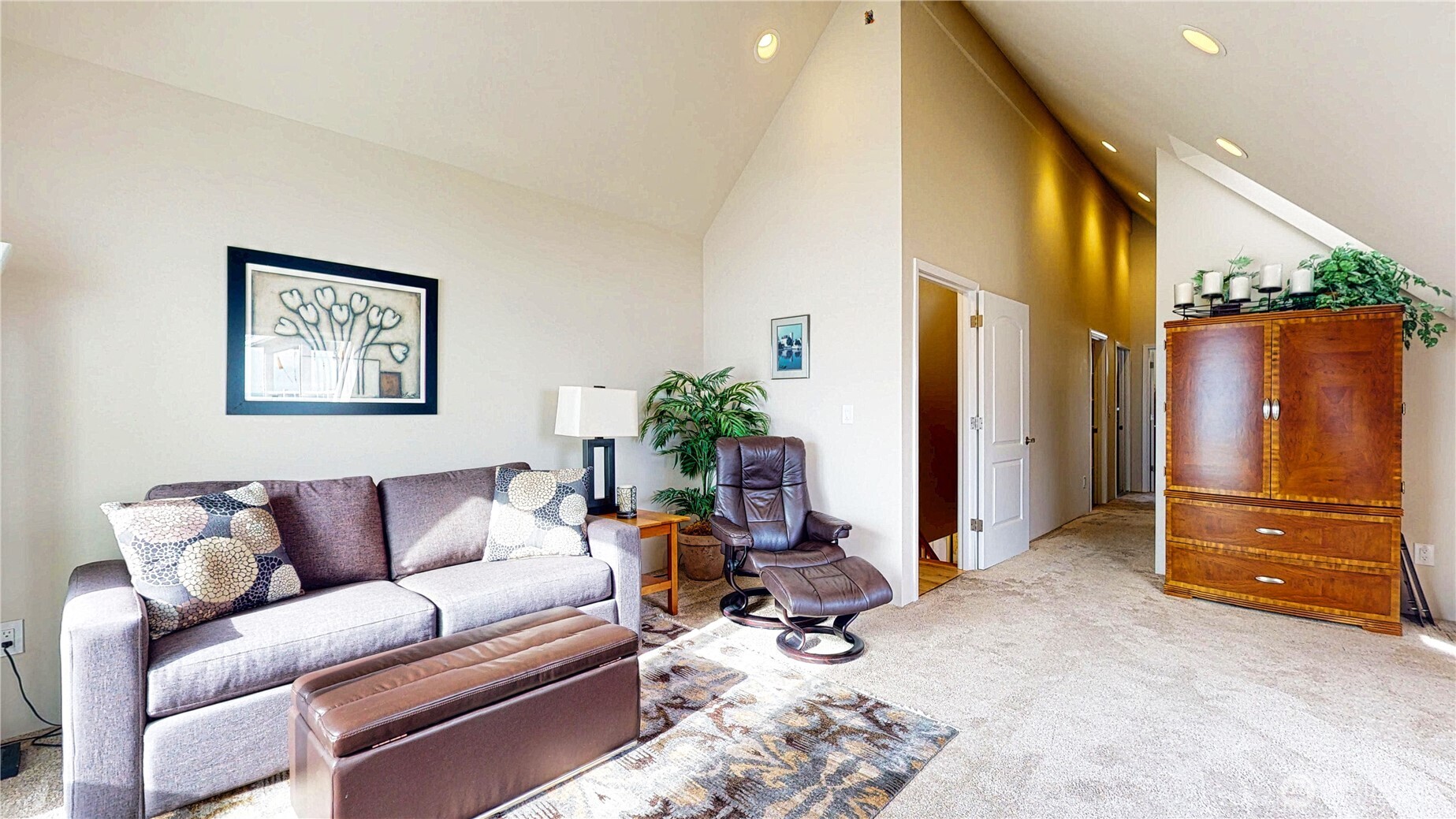 14028 Evergreen Way , Stanwood, WA 98292