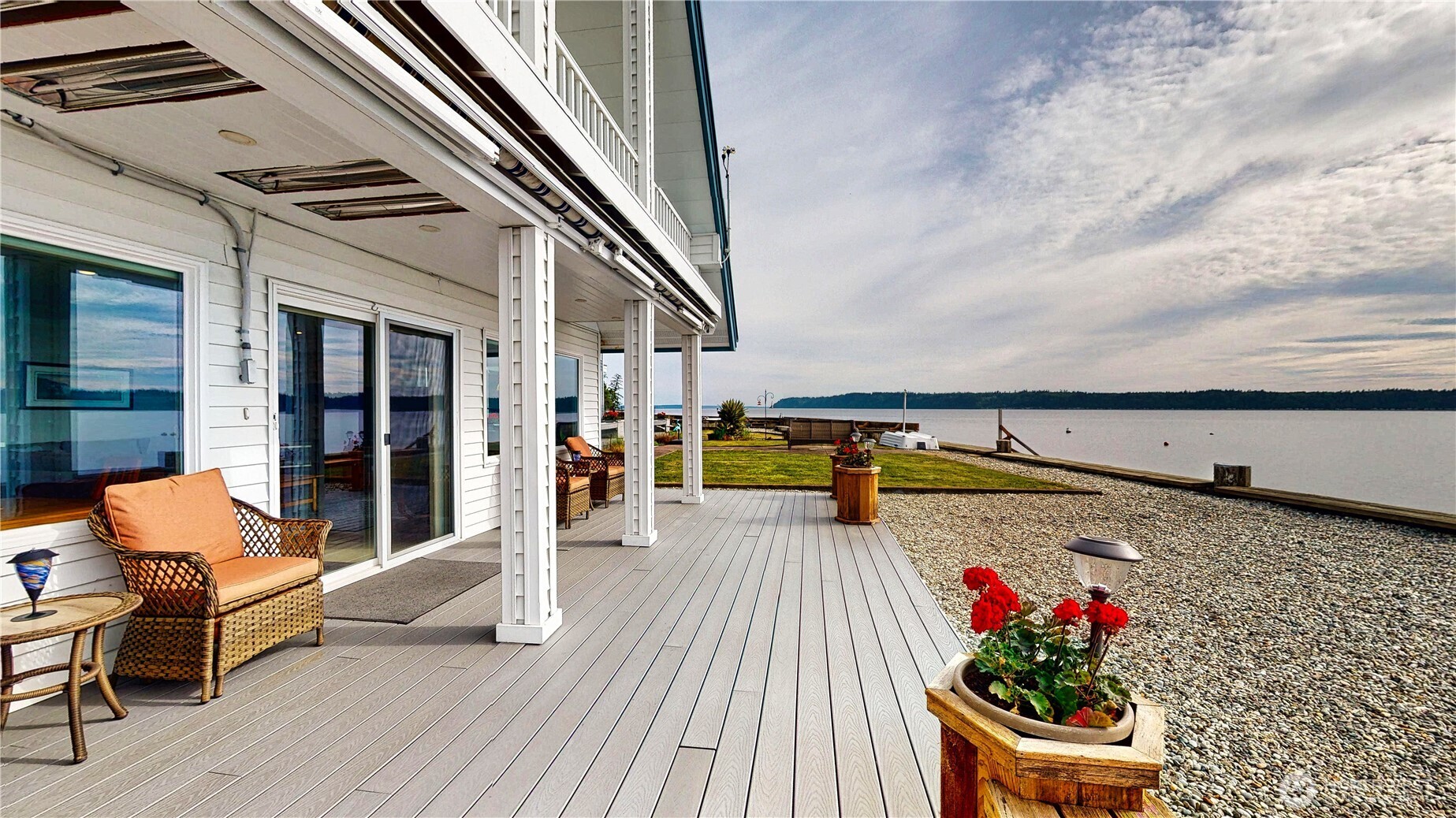 14028 Evergreen Way , Stanwood, WA 98292