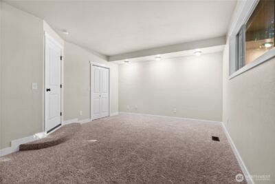 5002 95th Avenue W, University Place, WA 98467 - Photo 16