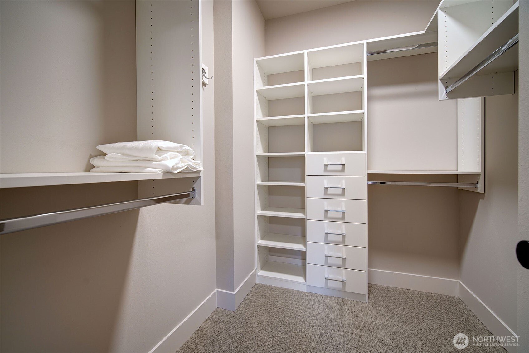 428 20th Avenue , Kirkland, WA 98033