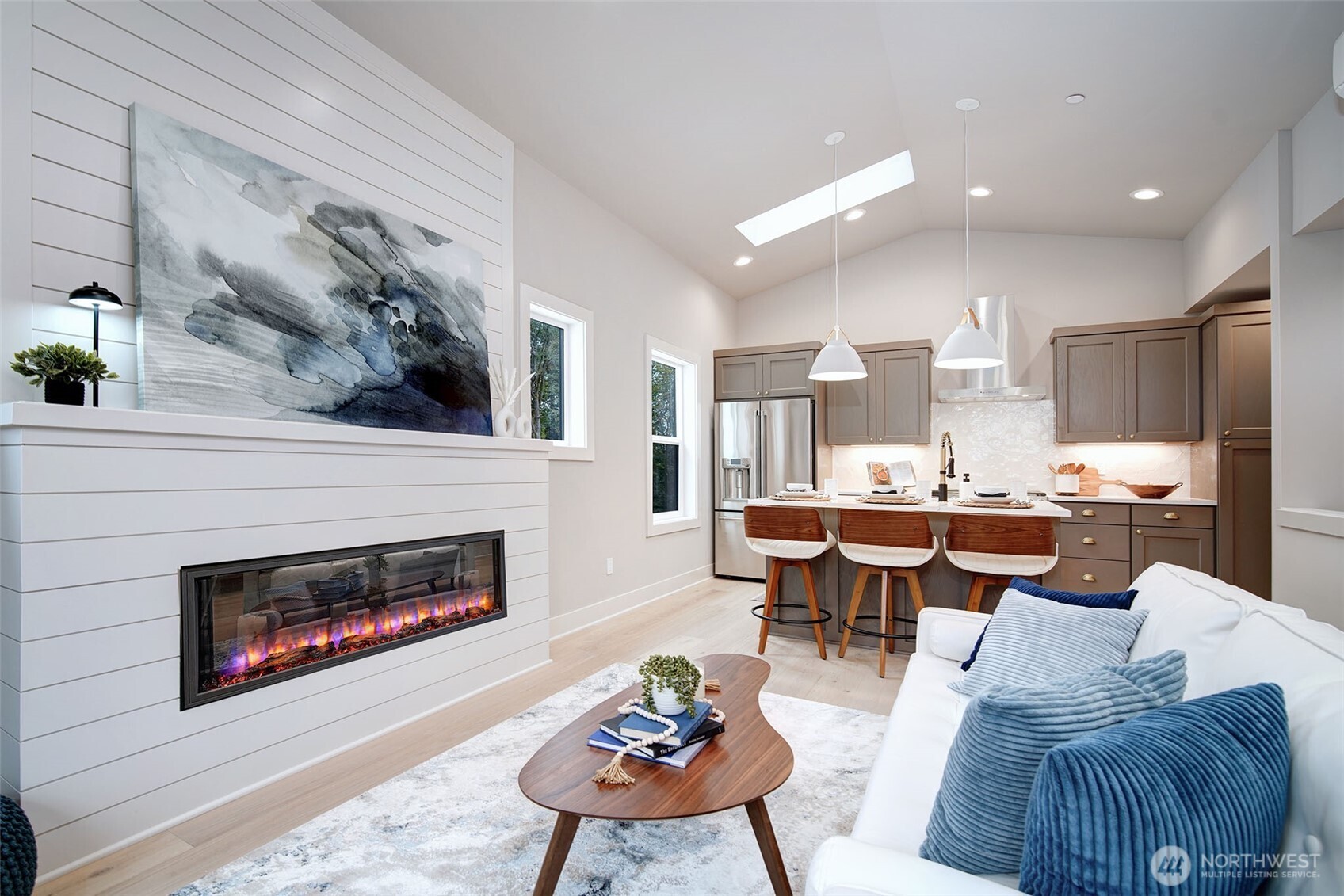 428 20th Avenue , Kirkland, WA 98033