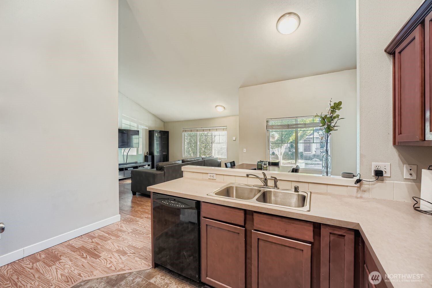 6531 Indiana Street SE, Lacey, WA 98513