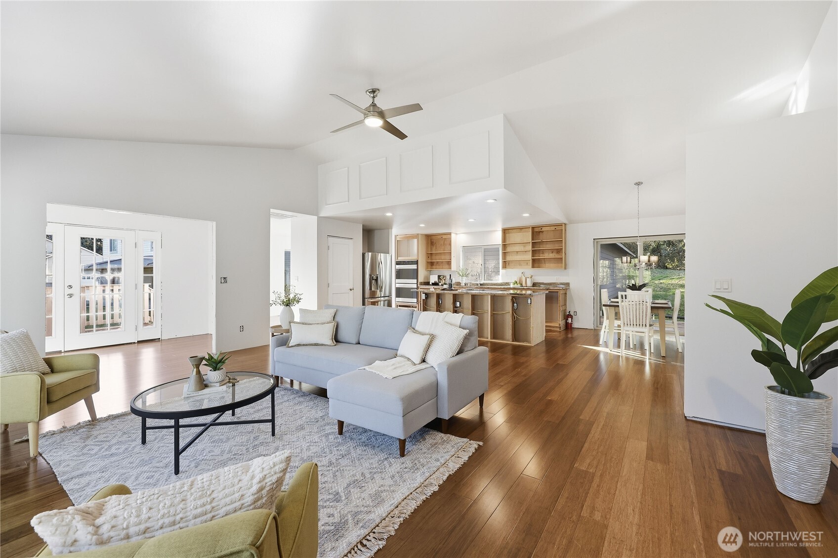 20919 President Point Road NE, Kingston, WA 98346