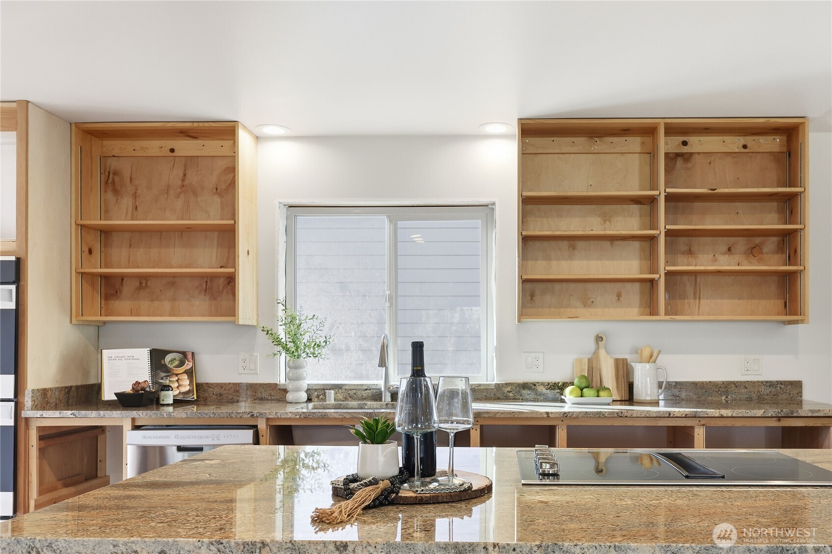 20919 President Point Road NE, Kingston, WA 98346