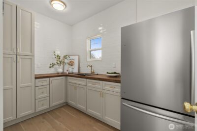 3113 E Cherry Street , Seattle, WA 98122 - Photo 16