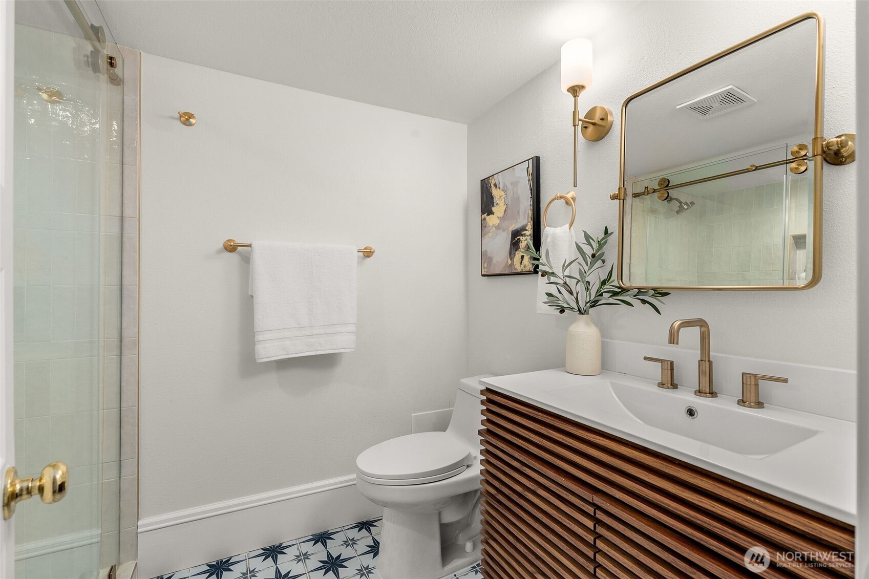 3113 E Cherry Street , Seattle, WA 98122